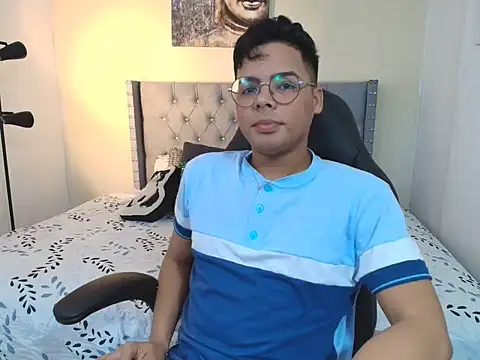 Snapshot of stewart_mateo_ chatting on 20, 11, 2025 stewart mateo online show from 20, 11, 2025