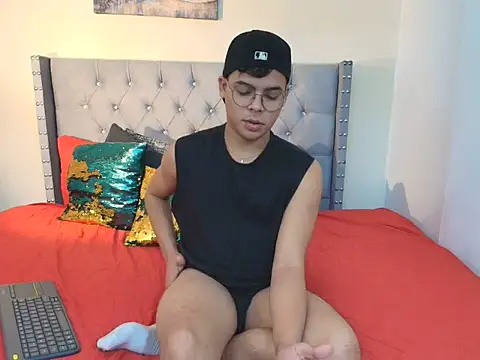 Snapshot of stewart_mateo_ chatting on 22, 11, 2025 stewart mateo online show from 22, 11, 2025