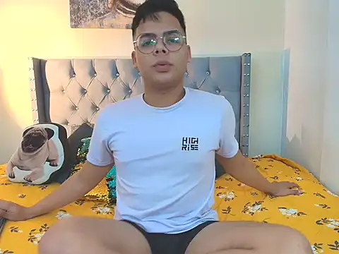 Snapshot of stewart_mateo_ chatting on 28, 11, 2025 stewart mateo online show from 28, 11, 2025