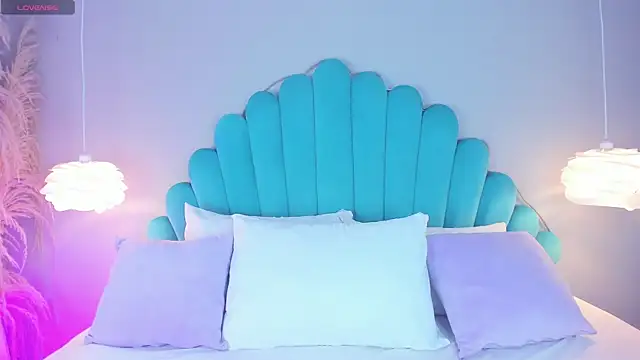 Snapshot of AlassiaHocthner chatting on 4, 11, 2025 AlassiaHocthner online show from 4, 11, 2025