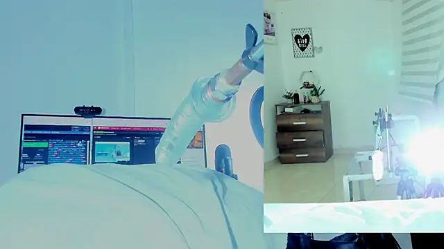 Rosy Emely online show from 12, 1, 2026