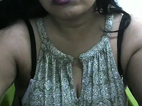 Snapshot of bosemalini chatting on 29, 9, 2025 bosemalini online show from 29, 9, 2025