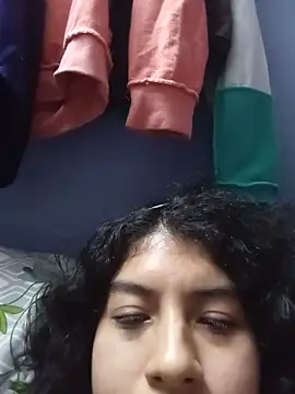 Snapshot of Syndel23 chatting on 13, 9, 2025 Syndel23 online show from 13, 9, 2025