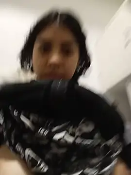 Snapshot of Syndel23 chatting on 13, 9, 2025 Syndel23 online show from 13, 9, 2025