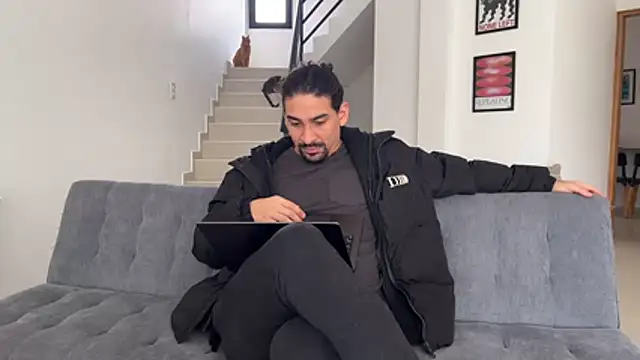 Snapshot of lenruy chatting on 21, 6, 2026 lenruy online show from 21, 6, 2026