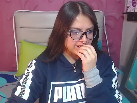 Snapshot of Cailing_Zu chatting on 30, 9, 2025 Cailing Zu online show from 30, 9, 2025
