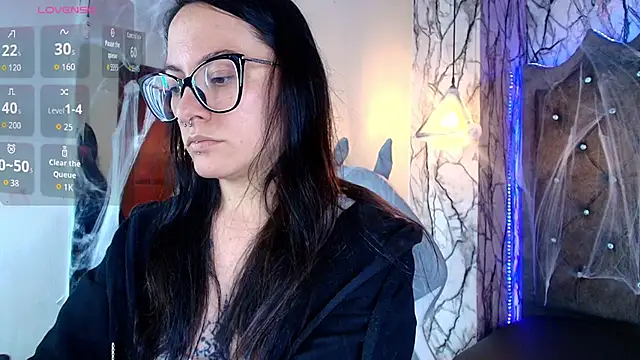 Zami Escobar of online show from 20, 10, 2025