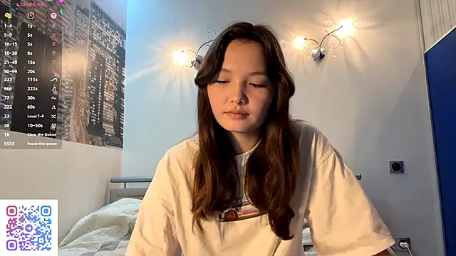 Snapshot of KiraVelvet chatting on 18, 9, 2025 KiraVelvet online show from 18, 9, 2025