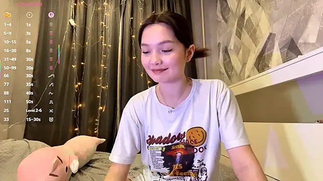 Snapshot of KiraVelvet chatting on 10, 1, 2026 KiraVelvet online show from 10, 1, 2026