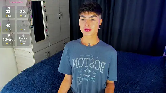 Snapshot of Dark_luckyyy chatting on 19, 9, 2025 Dark luckyyy online show from 19, 9, 2025