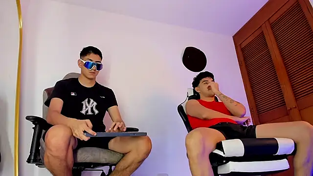 sotooliver3 online show from 2, 11, 2025