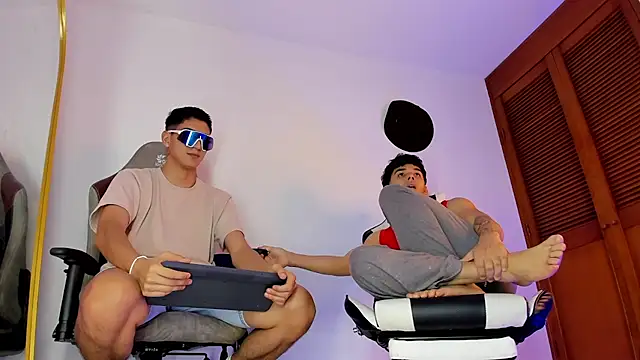 sotooliver3 online show from 4, 11, 2025