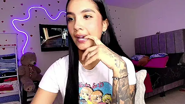 Snapshot of mia_yireth chatting on 21, 2, 2026 mia yireth online show from 21, 2, 2026