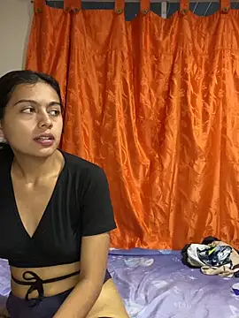 Nezuko-uWux online show from 25, 10, 2025