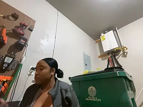 princesslivv online show from 13, 11, 2025