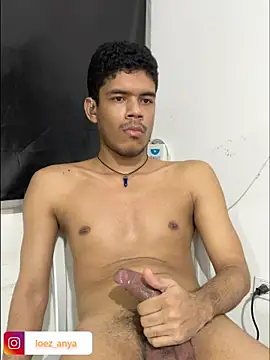 Snapshot of jonhsebastiann chatting on 1, 7, 2026 jonhsebastiann online show from 1, 7, 2026