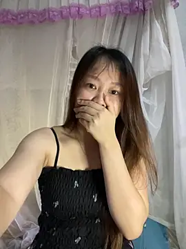 Hinne07 online show from 23, 9, 2025