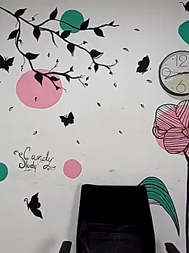 curvy diva  online show from 12, 9, 2025