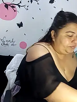 curvy diva  online show from 25, 9, 2025