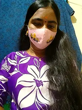 Snapshot of mini-queen chatting on 1, 3, 2026 mini-queen online show from 1, 3, 2026