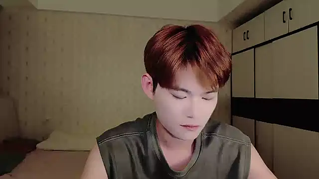 Dancer03 online show from 4, 10, 2025