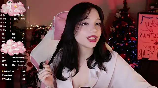 YourLittleDevil online show from 13, 12, 2025