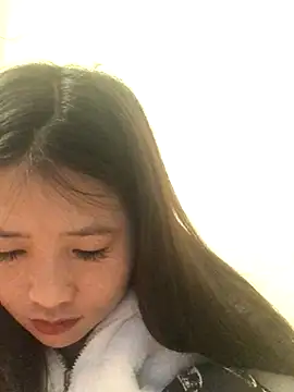 LiLy-0477 online show from 28, 9, 2025