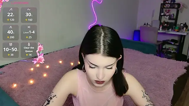 Alice18James online show from 14, 12, 2025