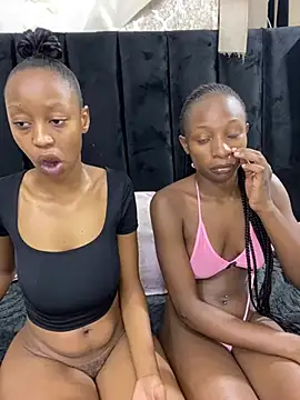 Snapshot of SexyPetitex25 chatting on 20, 2, 2026 SexyPetitex25 online show from 20, 2, 2026