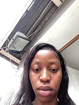 SexyPetitex25 online show from 22, 4, 2026