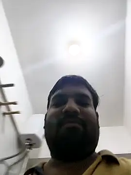 vinay smalldick online show from 7, 3, 2026