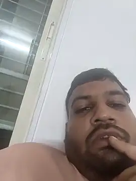 vinay smalldick online show from 8, 5, 2026