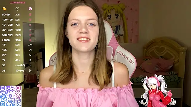 Snapshot of VibeQueenLucy chatting on 19, 10, 2025 VibeQueenLucy online show from 19, 10, 2025