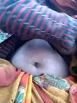 Snapshot of Hita_Grewal chatting on 27, 11, 2025 Hita Grewal online show from 27, 11, 2025