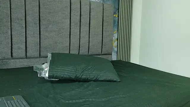 AngelineJolie online show from 30, 9, 2025