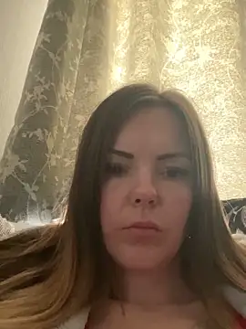 Snapshot of SexyLoLoUK chatting on 10, 10, 2025 SexyLoLoUK online show from 10, 10, 2025