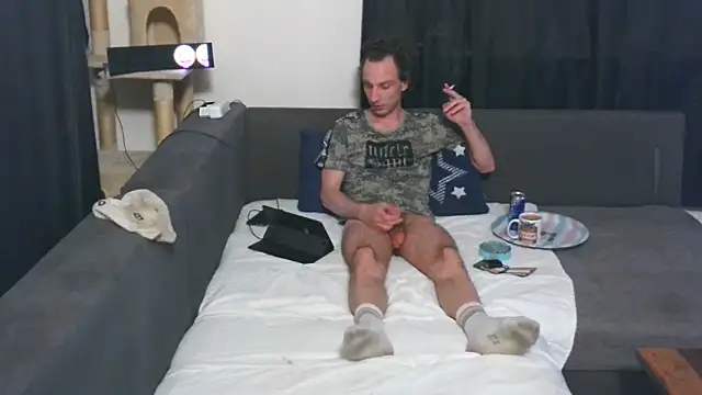 Snapshot of cum2camboys chatting on 7, 4, 2026 cum2camboys online show from 7, 4, 2026