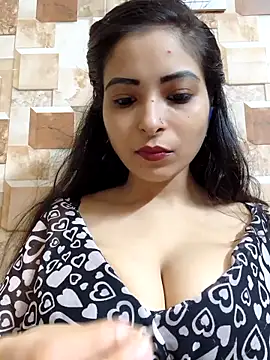 QUEEN-ADITI online show from 15, 9, 2025