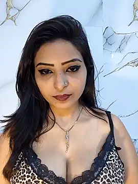 QUEEN-ADITI online show from 10, 4, 2026