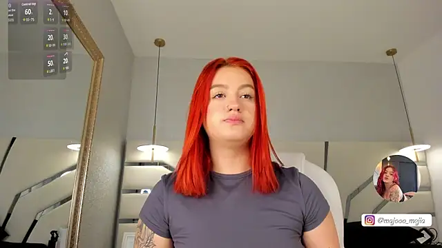 Julieth Rojas online show from 9, 9, 2025