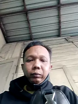 Snapshot of Arya85 chatting on 24, 9, 2025 Arya85 online show from 24, 9, 2025