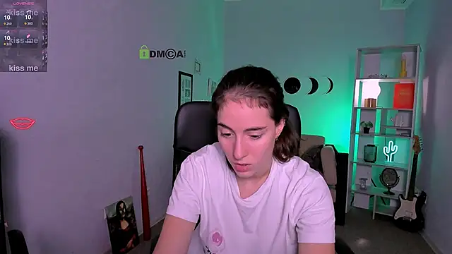 khloebeauty online show from 3, 12, 2025