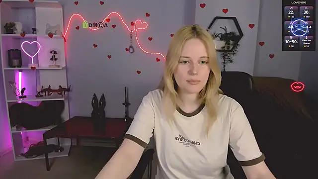 Snapshot of khloebeauty chatting on 15, 5, 2026 khloebeauty online show from 15, 5, 2026