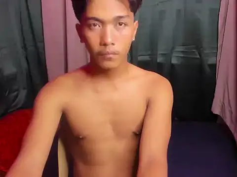 chris hot asian loverboy online show from 9, 2, 2026