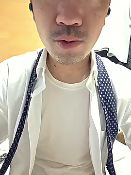 Snapshot of erosuke9 chatting on 27, 4, 2026 erosuke9 online show from 27, 4, 2026