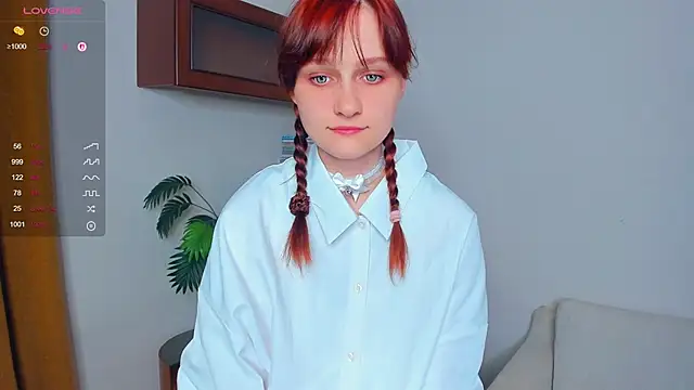 Snapshot of KatyKufel chatting on 20, 9, 2025 KatyKufel online show from 20, 9, 2025