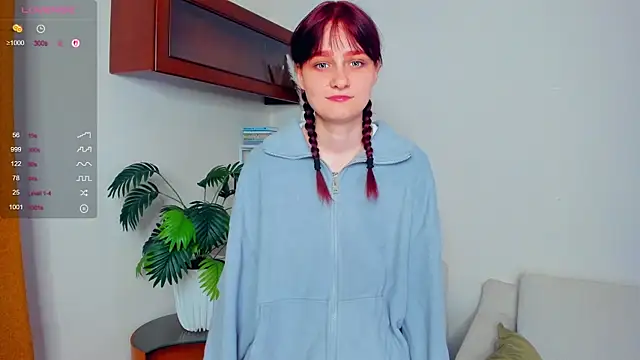 Snapshot of KatyKufel chatting on 27, 9, 2025 KatyKufel online show from 27, 9, 2025