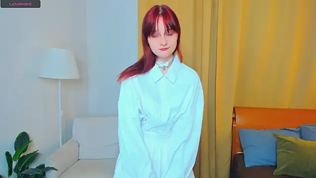 Snapshot of KatyKufel chatting on 28, 10, 2025 KatyKufel online show from 28, 10, 2025