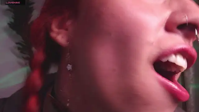 bri von dhara   online show from 25, 11, 2025