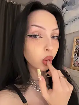 Snapshot of Lina_Thornton_ chatting on 9, 4, 2026 Lina Thornton online show from 9, 4, 2026